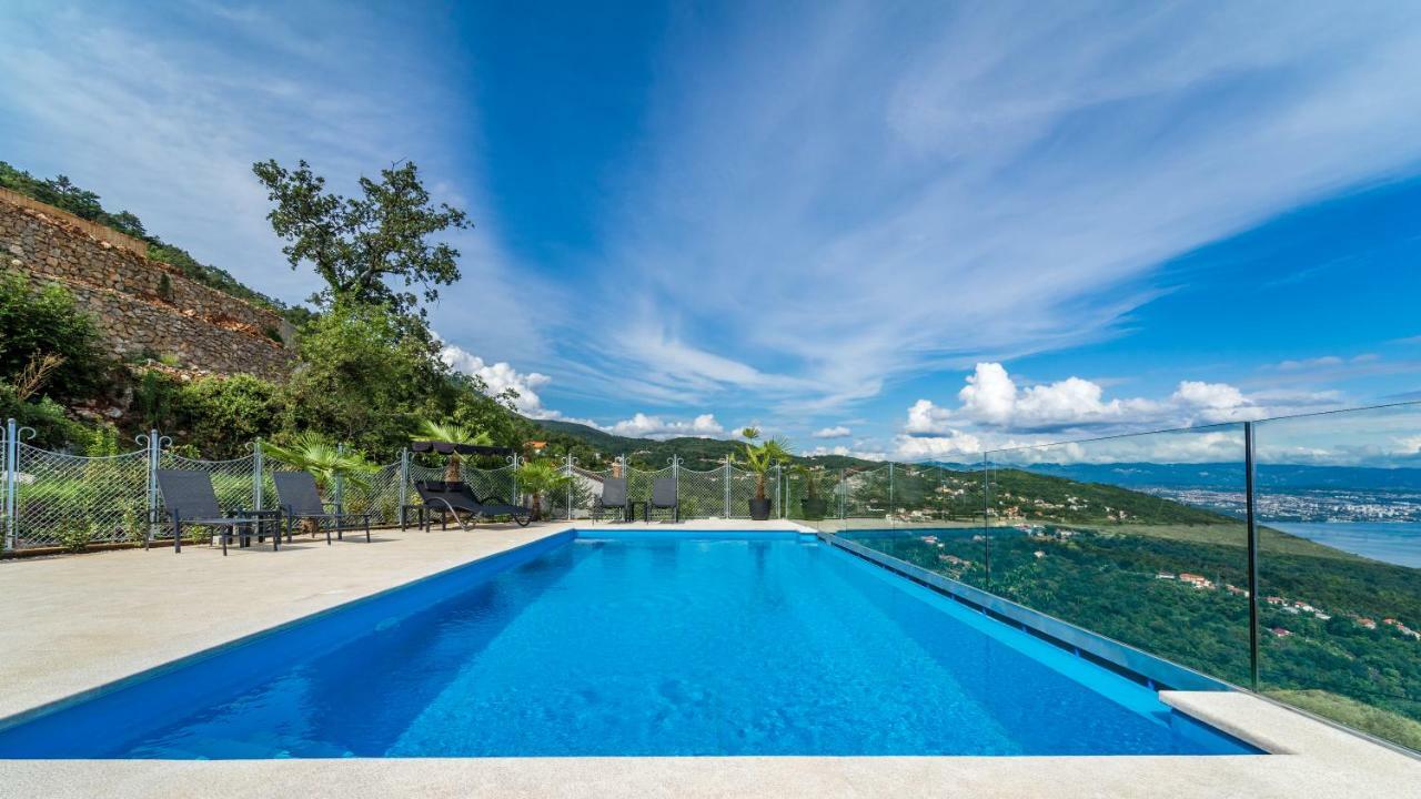 Villa Visum Poljane Buitenkant foto